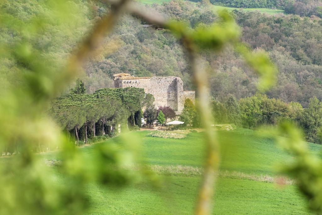 Agriturismo Castello Di Belforte Todi Buitenkant foto